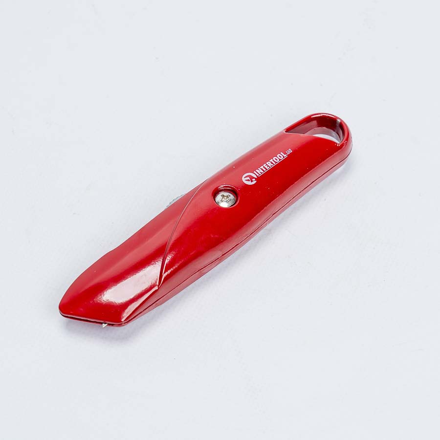 Ніж трапецеподібний 60*19мм, з висувним лезом, металевий корпус HT-0505