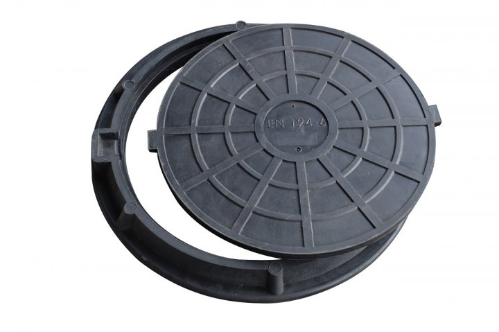 Люк КРУГЛИЙ полімерпіщаний без замка чорний D 690 1,5т