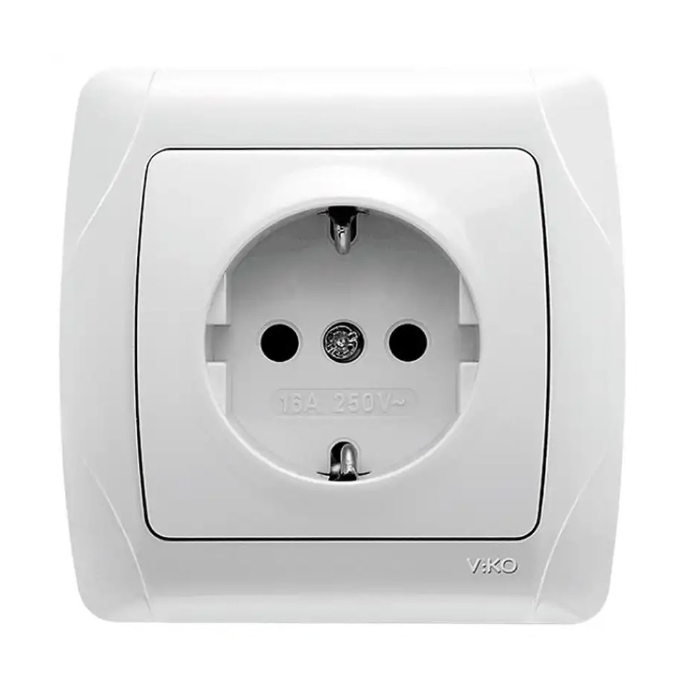 Розетка одинарная с заземления внутренняя VIKO Carmen 90561008